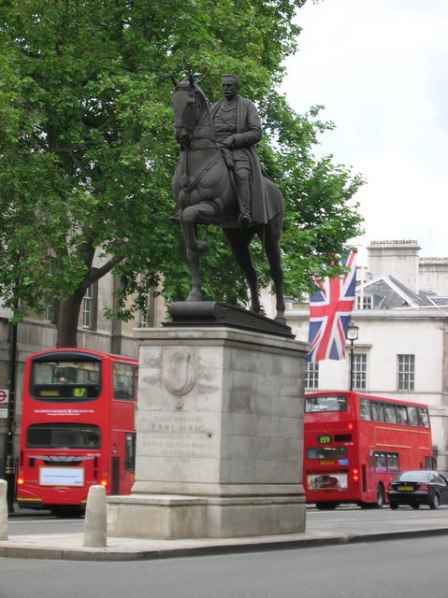 Earl Haig Memorial Whitehall, London Alfred Hardiman, 1936 photo by R. Sones from Wikimedia Commons by Creative Commons Attribution-ShareAlike 2.0 license