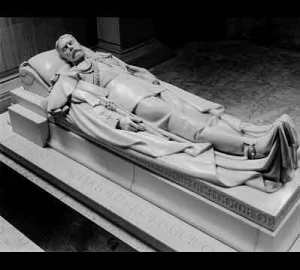 Lord Kitchener Sir William Reid Dick, 1925 St. Paul's, London photo © 2007 Armchair Travel Co. Ltd