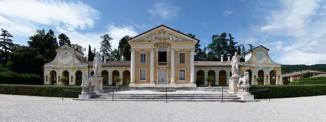 Villa Barbaro, front view Andrea Palladio, architect, 1554-1560 Maser, Treviso, Italy photo from Marcok/wikipedia.it.org via Wikimedia Commons